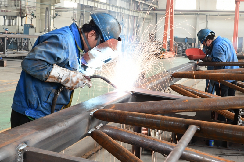 2021年5月七，陜建機(jī)股份舉辦為期6個(gè)月的“學(xué)黨史建功‘十四五’ 開新局奮進(jìn)新征程”為主題的勞動(dòng)競(jìng)賽1_副本.jpg