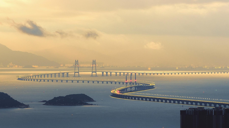 10、龐源租賃參建國家“世紀(jì)工程”港珠澳大橋（2012—2017年）_副本.jpg